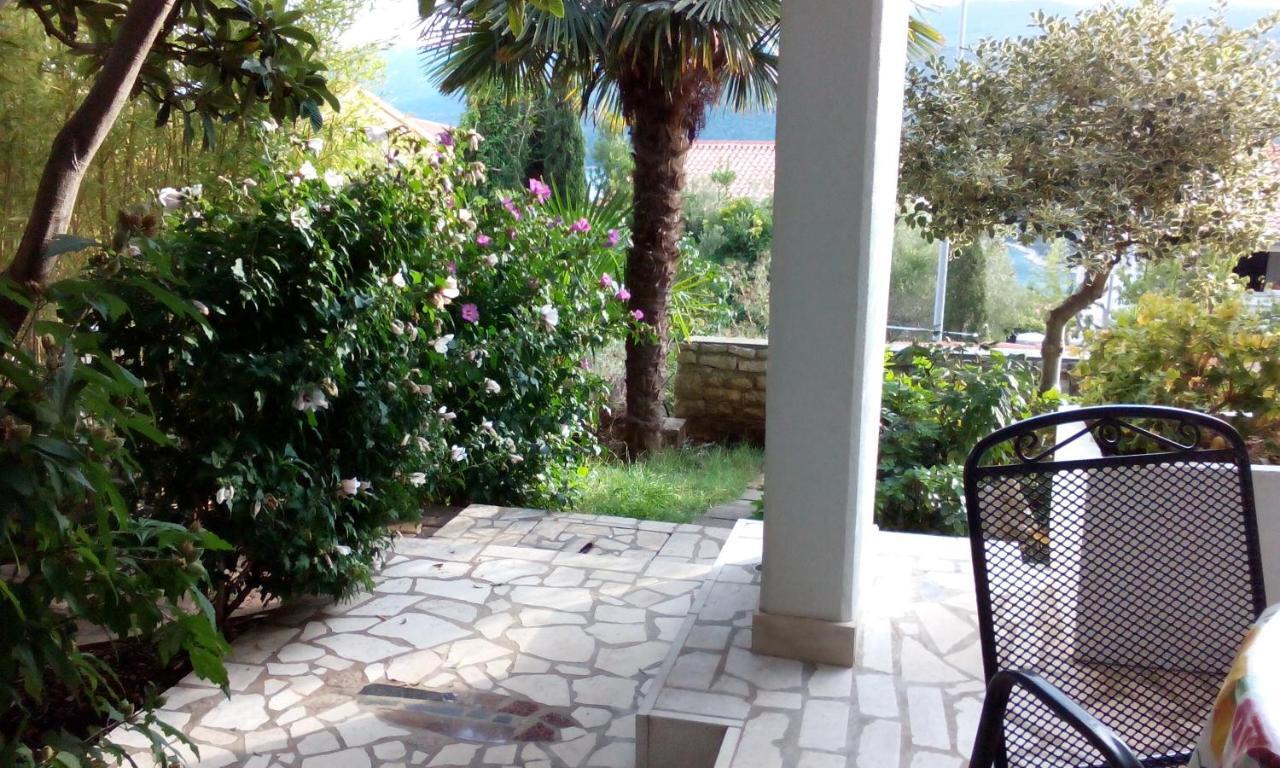 Apartments Mare Losinjska 16 Rabac Esterno foto