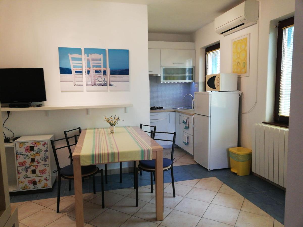 Apartments Mare Losinjska 16 Rabac Esterno foto